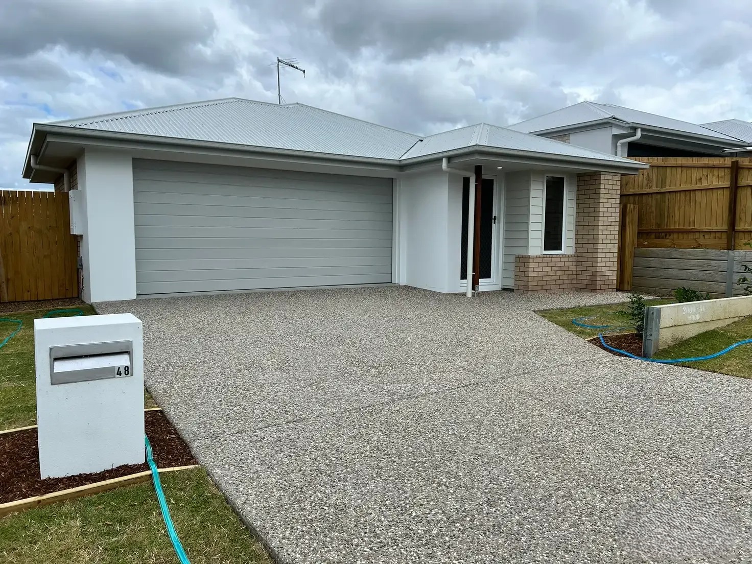48 Kashmir cct Greenbank QLD 4124