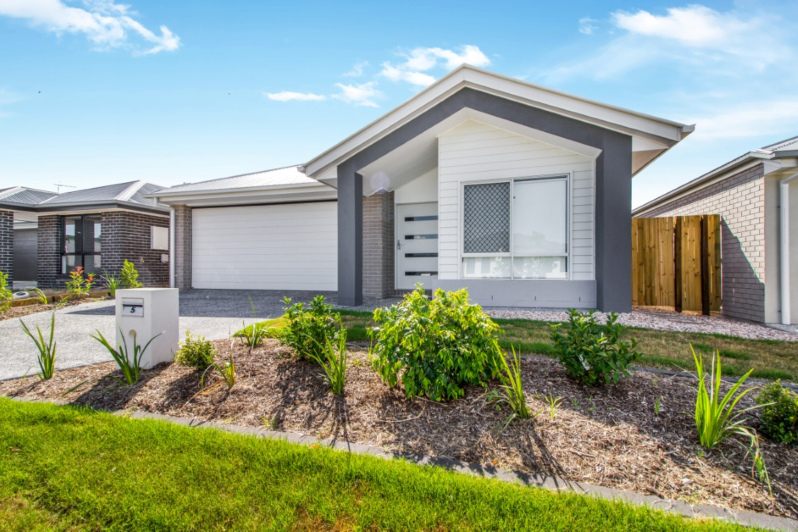 5 Langlo St Jimboomba QLD 4280